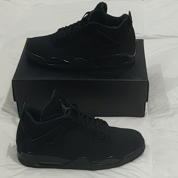 Brand New Jordan 4 Black Cat Size 12 M - Picture 1 of 9